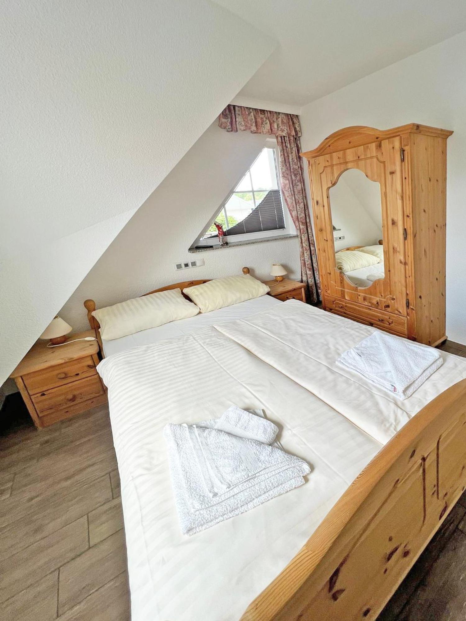 Villa Vivien Wohnung Bernstein Goehren  Buitenkant foto