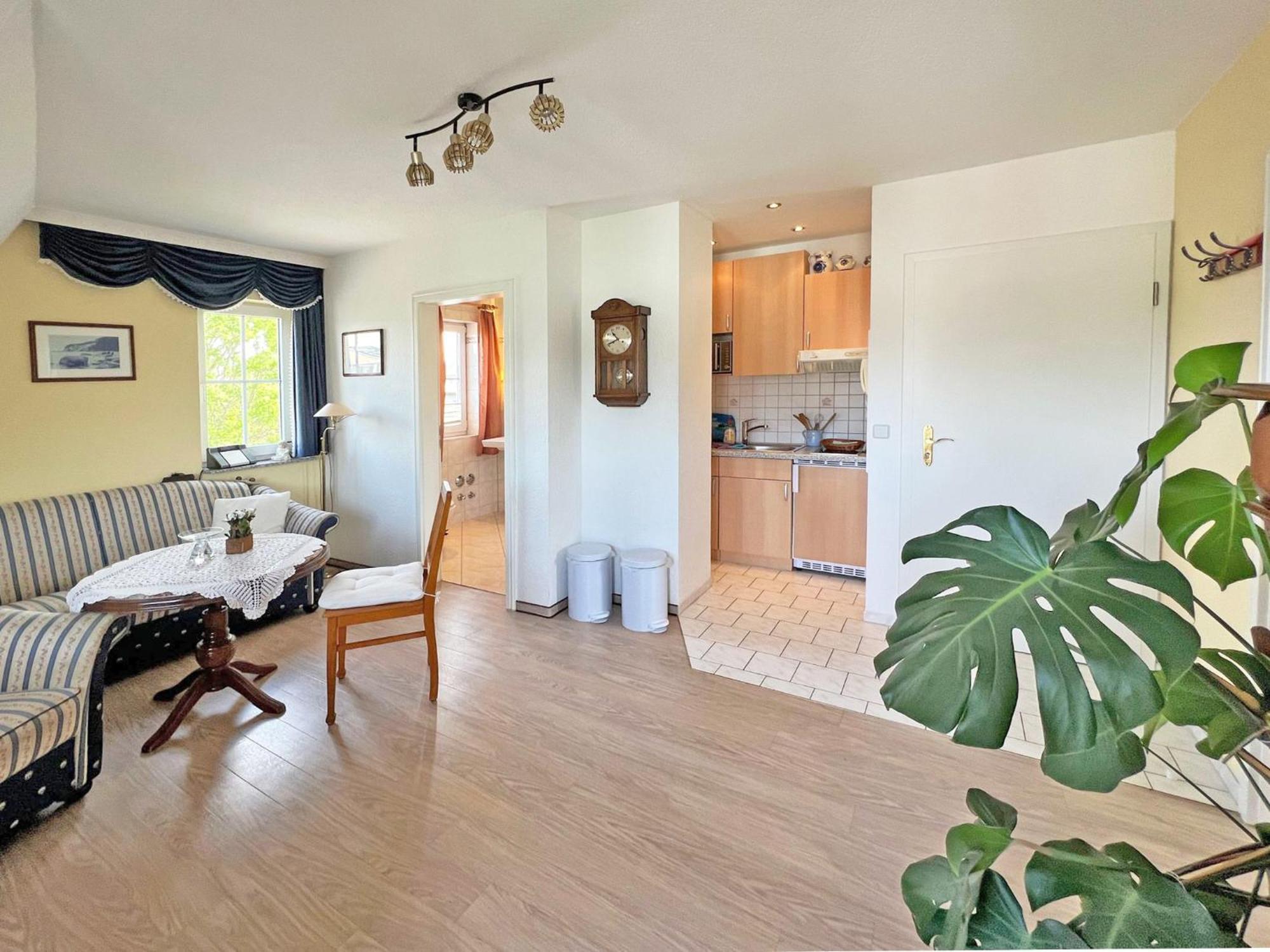 Villa Vivien Wohnung Bernstein Goehren  Buitenkant foto